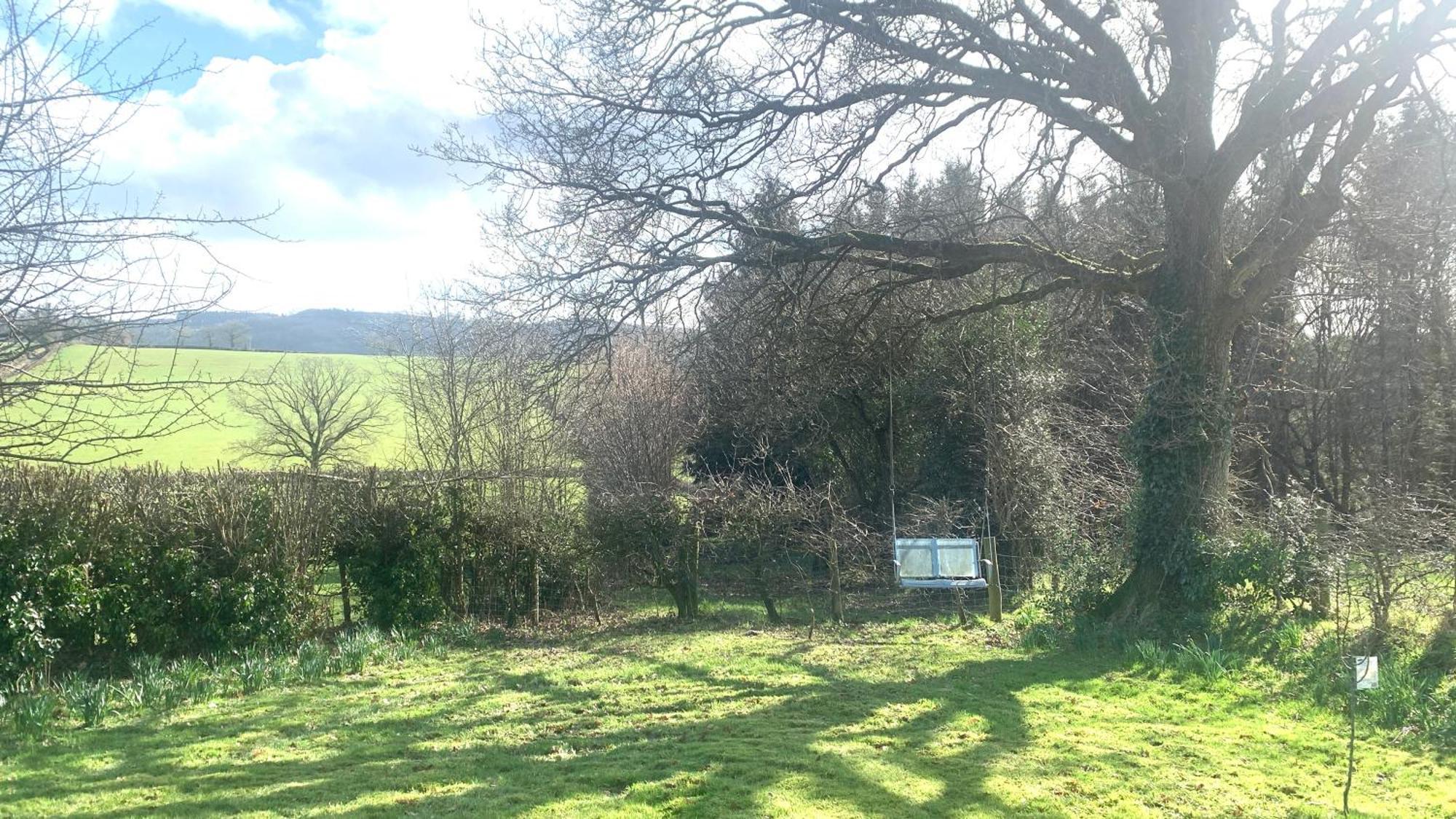 Mid-Wales Farmhouse, Swimming Pool, Tranquil Countryside Views, Sleeps 14 Meifod Exteriér fotografie
